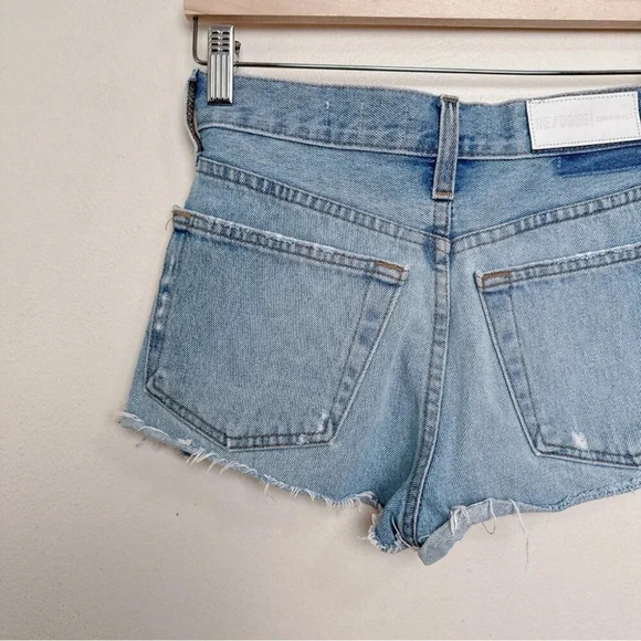 Re/done Womens 24 Original Cut Off Jeans Short In Dirty Destroy - Picture 8 of 11